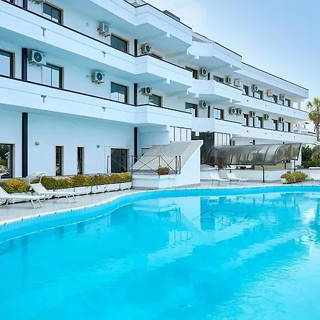 Clorinda 4*