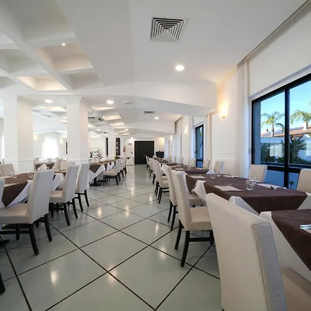 Clorinda 4*