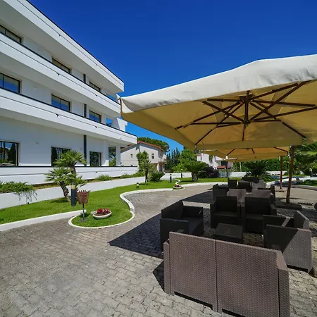 Club Clorinda Nuova Gestione 2024 מלון 4*