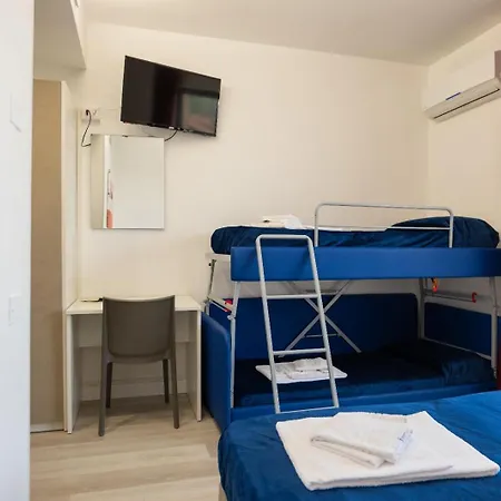Club Clorinda Nuova Gestione 2024 4* بييسْتوم